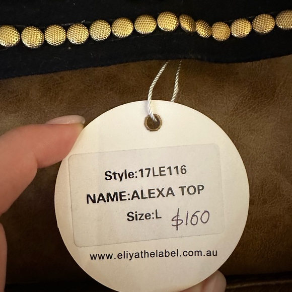 BNWT ELIYA THE LABEL BLACK AND GOLD CROP TOP! SIZE L! - Picture 8 of 11